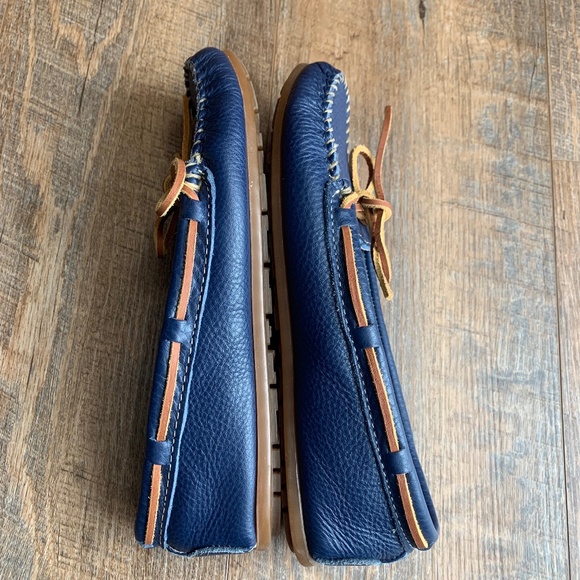 Minnetonka Navy Blue Leather Moccasin Driving Shoes 619R Women’s Size 8 - Picture 3 of 6